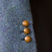 harris-tweed-leder-knoepfe.jpg